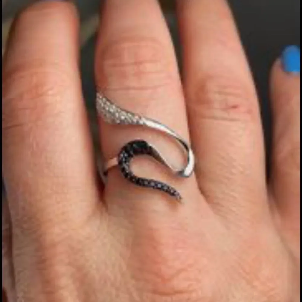 ✨2✖️Host Pick✨ White Sapphire Australian Black Sapphire Solid .925 Swirl Ring